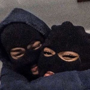 Meet your Posher, Fara